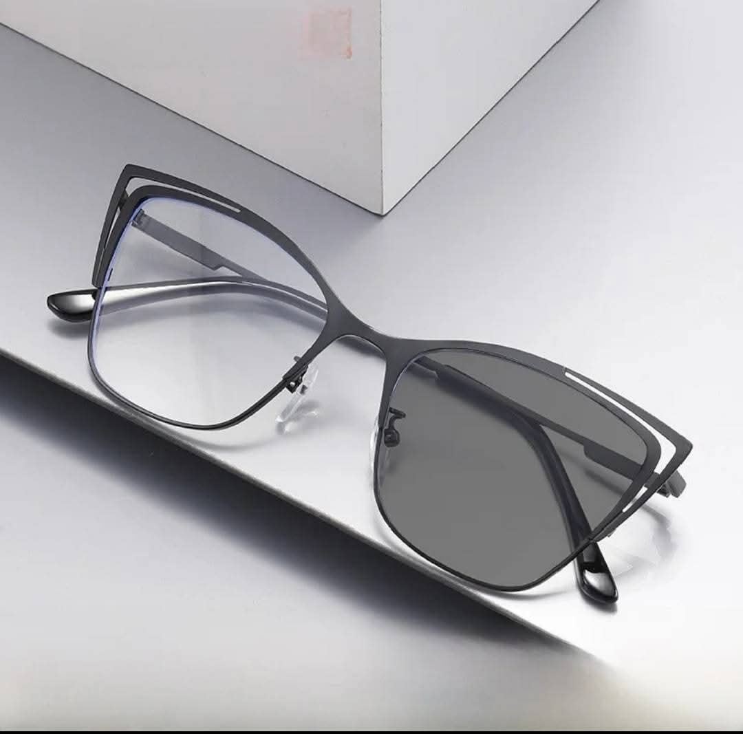 Les lunettes Anti-reflet 1000 FCFA