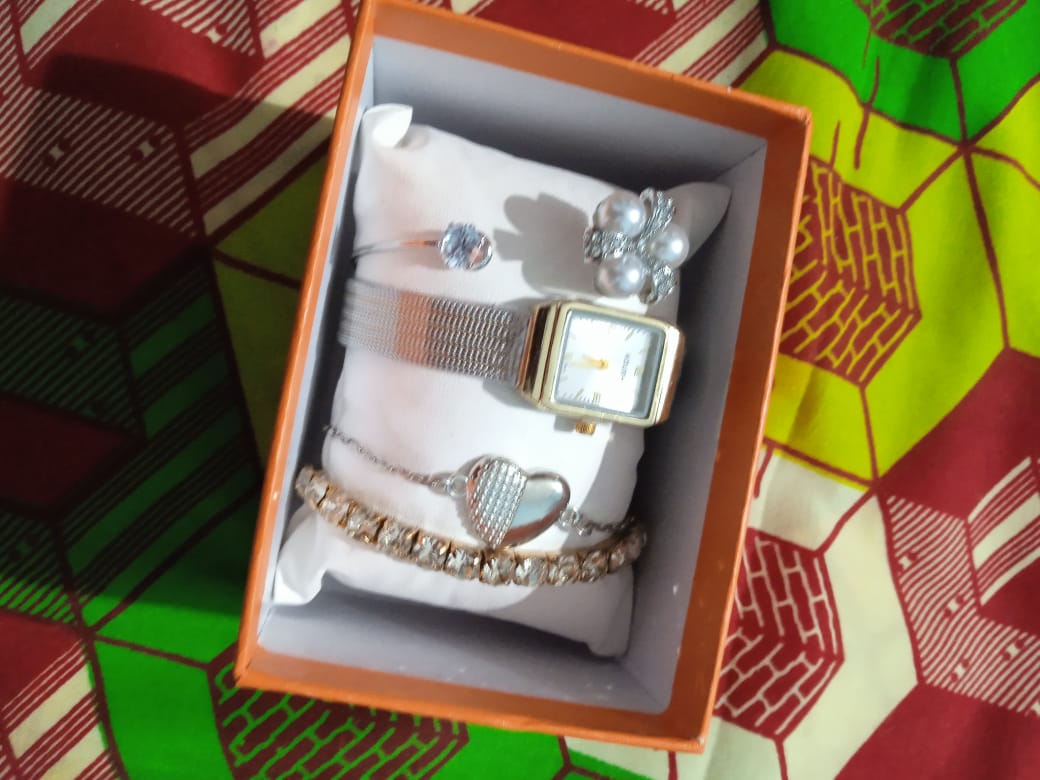 Coffret montres et bracelets