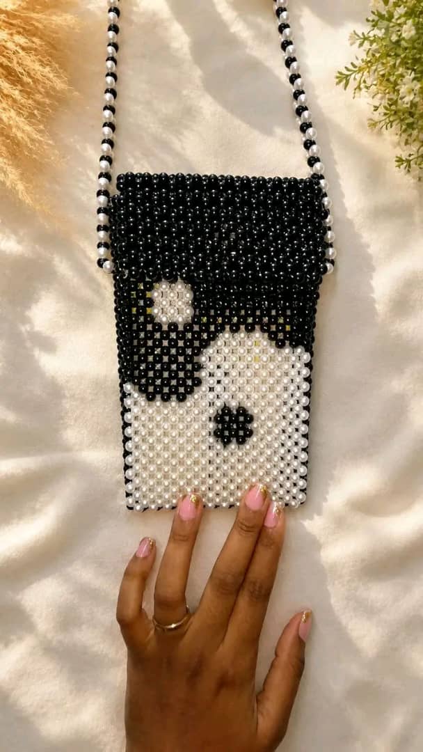 Sacoches de téléphone en perles
