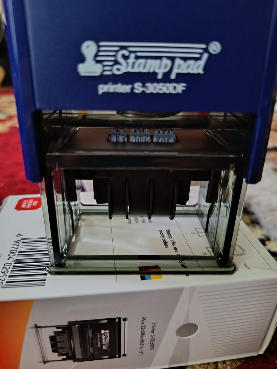 Cachet et tampon automatique