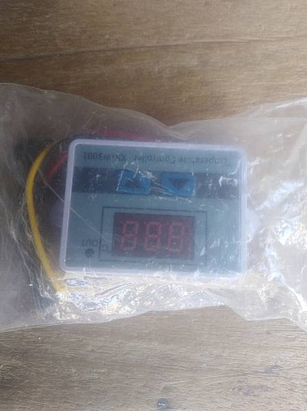 Thermostat XH-W3001